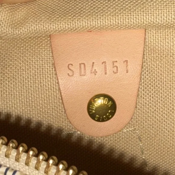 Authentic Louis Vuitton Damier Azure Speedy 30 - Picture 4 of 12